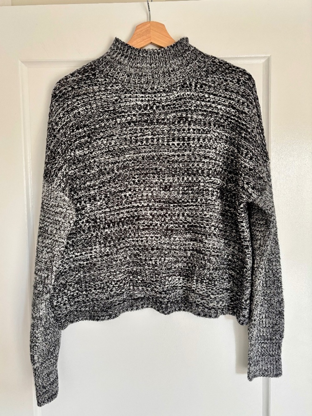 ohn + Jenn Bryce Chunky Knit Sweater Women’s Medium